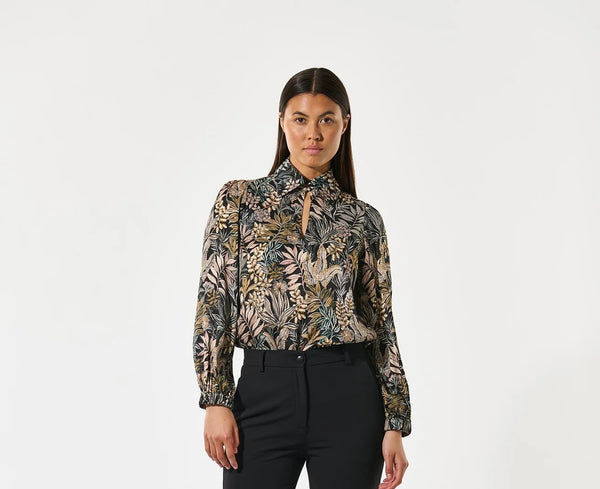 KikkiDea silk blouse AW25, Sencha Black